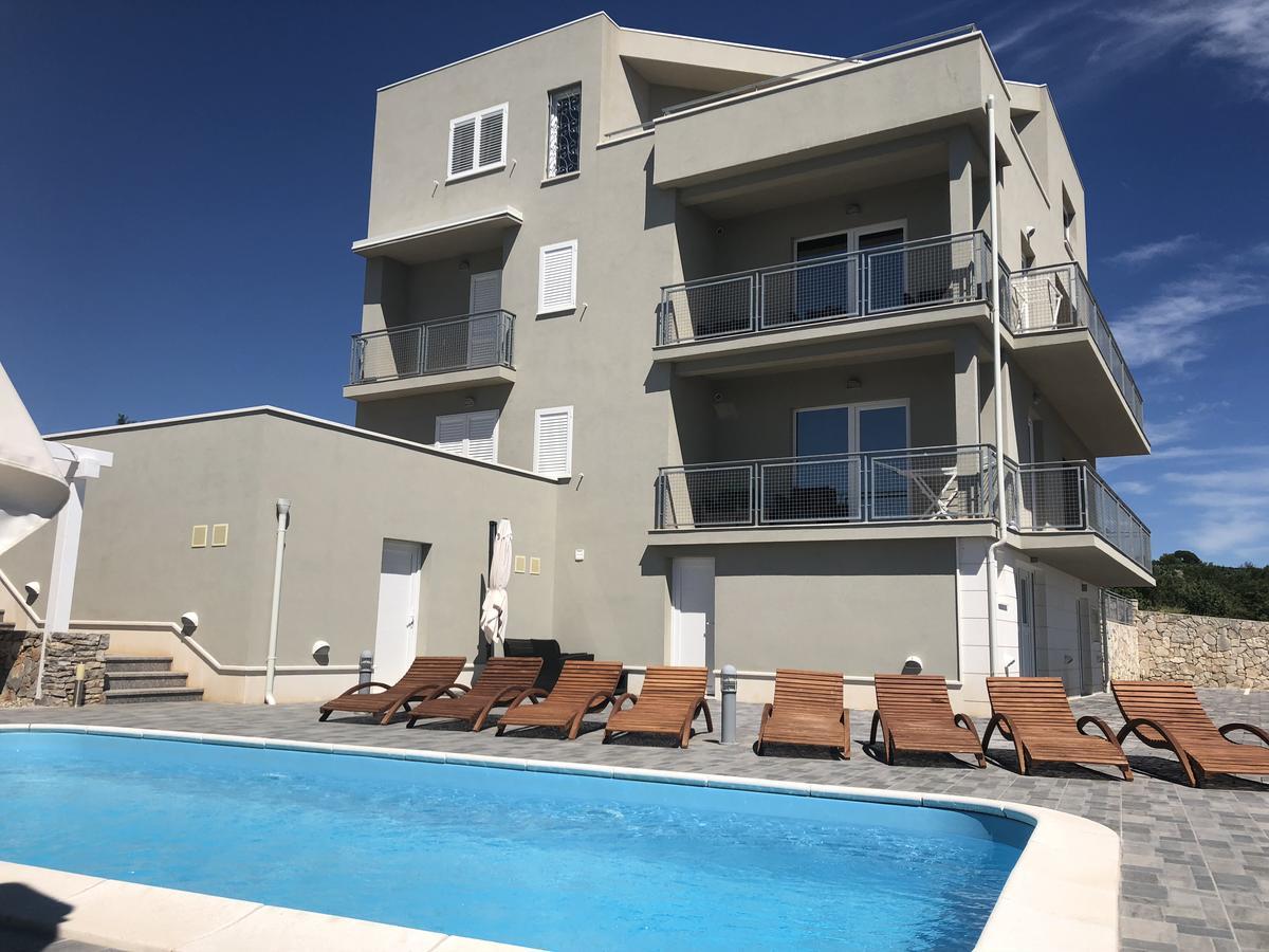 Apartments Carpe Diem Primosten Exterior photo